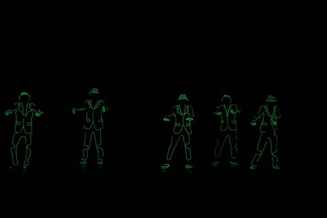 3绚丽开场激光舞